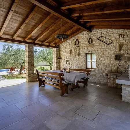 Braidizza In Kavran Villa *