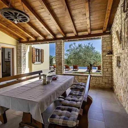 Villa Braidizza In Kavran *